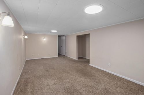 2536 Chaparral St, Kalamazoo MI  49006-1329 exterior