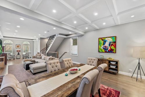 4952 Champlain Ave, Chicago IL 60615-2509 exterior