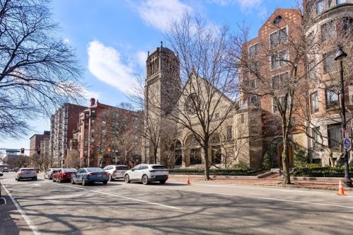 492 Beacon St, Boston MA exterior