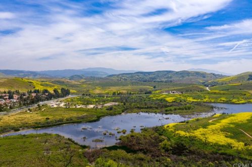 2960 Champion Way, Tustin CA  92782-1242 exterior