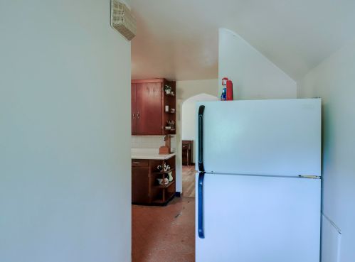 6206 105th St, Milwaukee WI 53225-1409 exterior