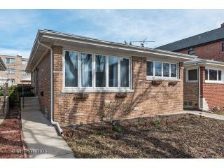 2040 Summerdale Ave, Chicago IL  60625-1107 exterior