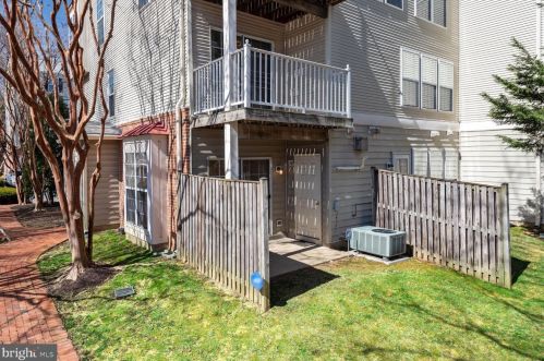 11201 Edson Park Pl, Rockville MD  20852-3191 exterior