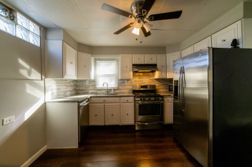 129 21 Ave, Broadview IL 60153-1474 exterior