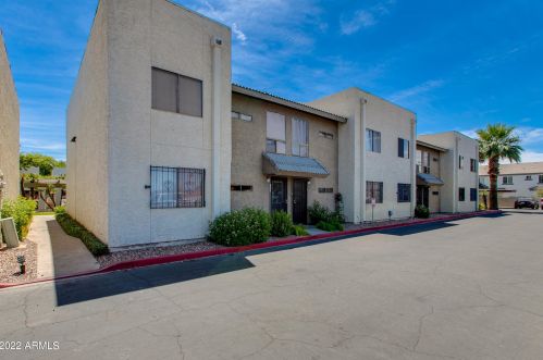 3301 Earll Dr, Phoenix AZ  85017-5243 exterior