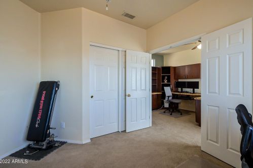 1700 Park Ave, Chandler AZ  85225-1687 exterior