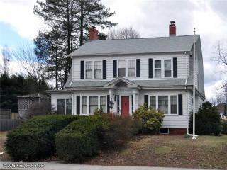 2227 Cranston St, Cranston, RI 02920-3807