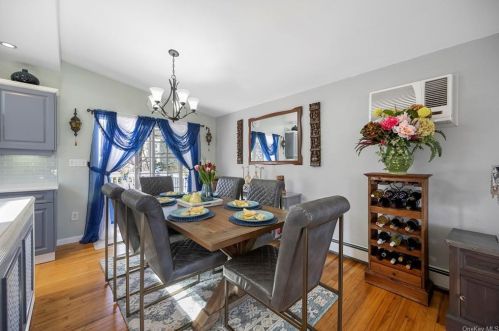 292 State Rd, Briarcliff NY 10510-1407 exterior