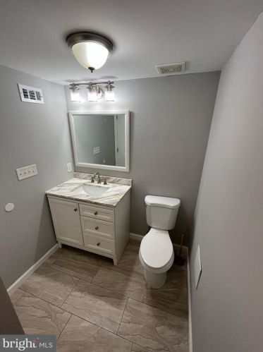 410 California Trl, Browns Mills NJ 08015-5638 exterior