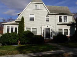 63 Cabot St, Newton, MA 02458-2501