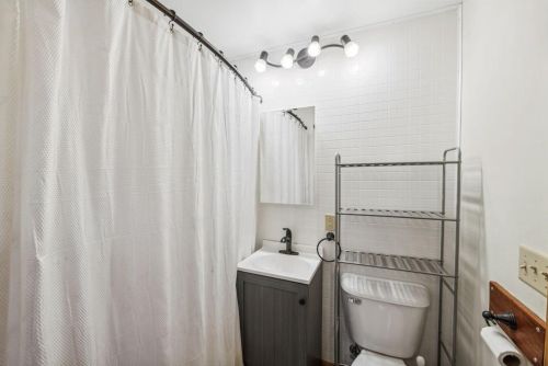 686 Duluth St, Saint Paul MN  55106-4710 exterior