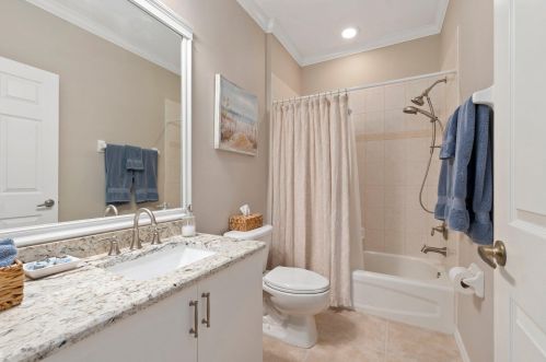 800 Southstar Dr, Fort Pierce FL 34949-9121 exterior