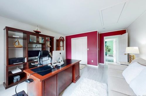 47 Waterman St, Killingly CT 06239-4240 exterior