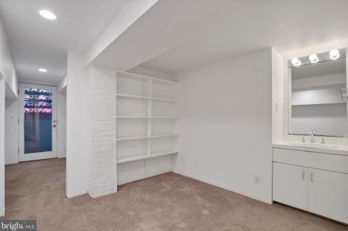 13 9, Washington DC 20001-4427 exterior