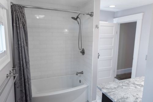 19 Benson St, Worcester MA 01604-3304 exterior