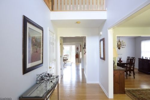 185 Tudor Oval, Westfield, NJ 07090-2244