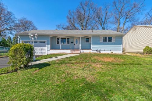 104 Montgomery St, Piscataway, NJ 08854-2537