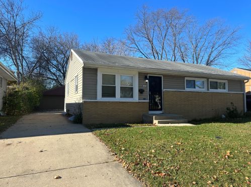 5947 61st St, Milwaukee WI  53218-2004 exterior