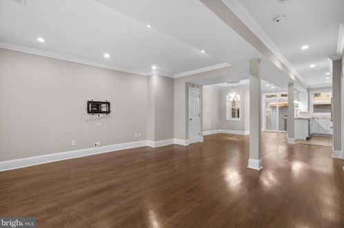 1506 Spring Pl, Washington, DC 20010-1208