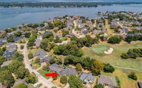 141 April Waters Dr, Montgomery TX 77356-8831 exterior