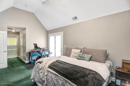 563 Constitution Dr, Jackson Twp NJ 08527-4331 exterior