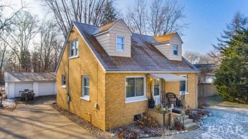 2000 Willow St, Pekin, IL 61554-3046