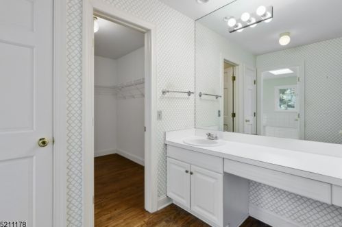 13 Chadwell Pl, Morristown NJ 07960-6945 exterior