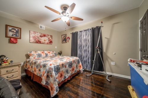 4453 Kildare Ave, Chicago IL 60652-3127 exterior