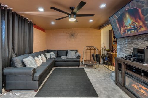 3610 32 St, Tucson AZ 85711-6830 exterior