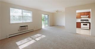 1410 Johnston Dr, Bethlehem PA  18017-2615 exterior