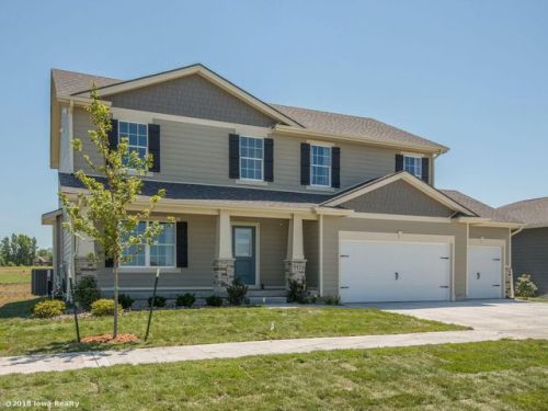 9424 Valley Pkwy, Camp Dodge, IA 50131