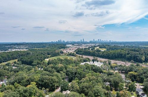 1985 Main St, Atlanta GA 30344-0016 exterior