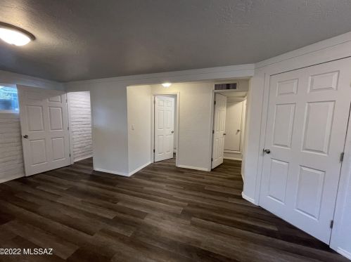 8189 20th St, Tucson AZ  85710-5960 exterior