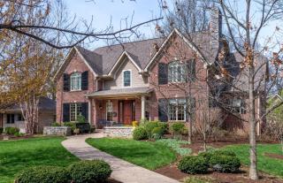 427 Andover Dr, Lexington, KY 40502-2554