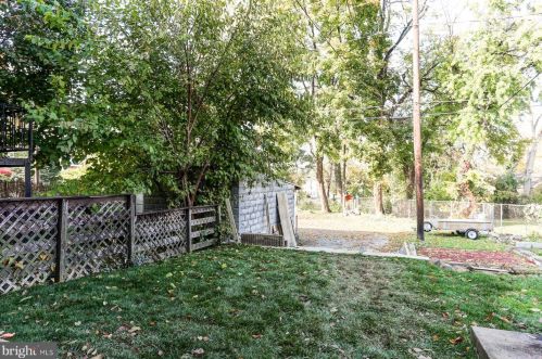 925 Orange St, Lancaster PA  17602-3213 exterior