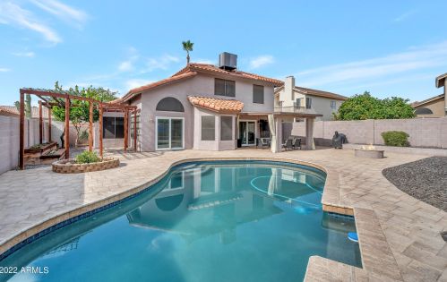 16201 42nd St, Phoenix AZ  85048-7401 exterior