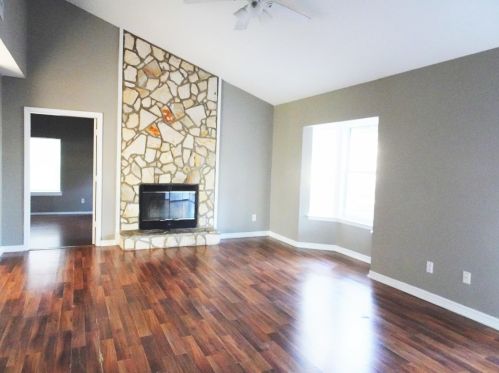 451 Bell Dr, Defuniak Springs, FL 32433-7126