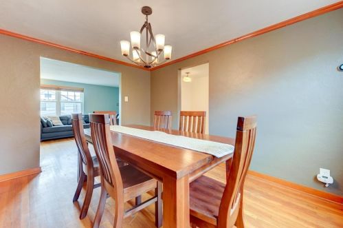 1453 Bellaire Pl, Pittsburgh PA 15226-1907 exterior