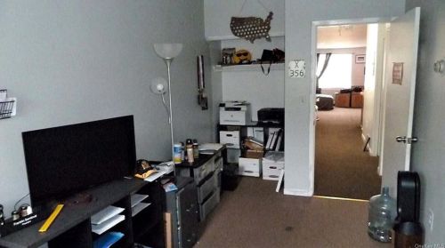 652 Crotona Park, Bronx NY 10460-4824 exterior