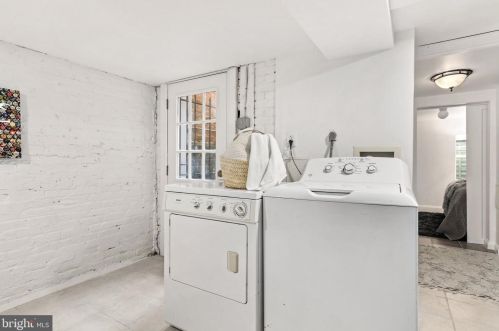 321 I St, Washington DC 20003-3470 exterior