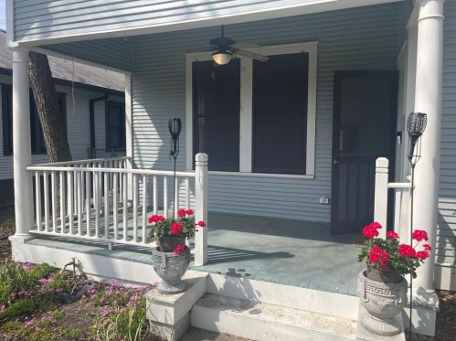 1004 Elm St, Austin TX  78703-4825 exterior