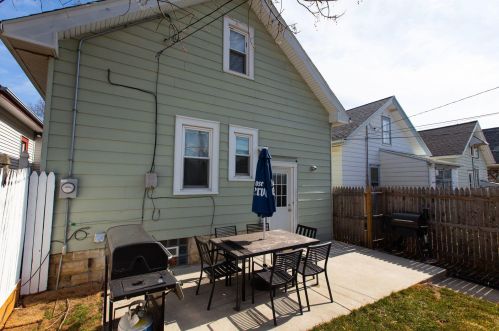 2009 68, Milwaukee WI 53213-1903 exterior