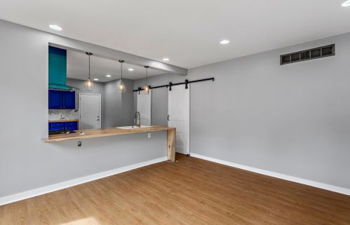 5451 Cherry St, Milwaukee WI  53208-2106 exterior