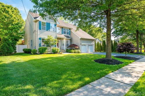 27 Heman St, Edison, NJ 08837-3060