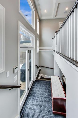 2236 Fletcher St, Chicago IL 60634-4033 exterior