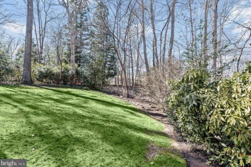 11820 Beekman Pl, Rockville MD 20854-2177 exterior