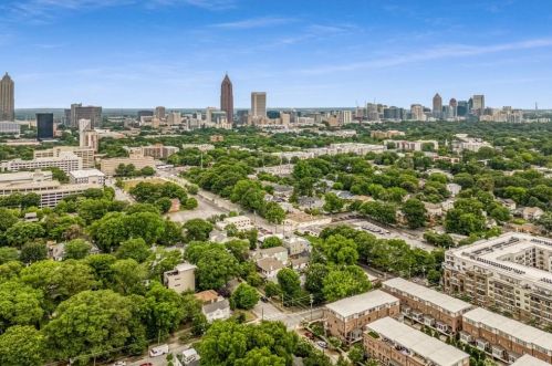 578 Avenue Pl, Atlanta GA  30318-6923 exterior