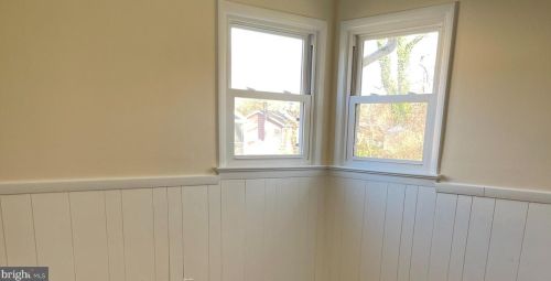 403 Carl St, Rockville MD  20851-1142 exterior