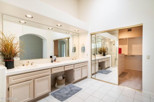 26014 Ribbonwood Dr, Chandler AZ  85248-8852 exterior