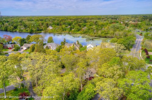 2278 Burroughs Ave, Northfield NJ 08225-1063 exterior